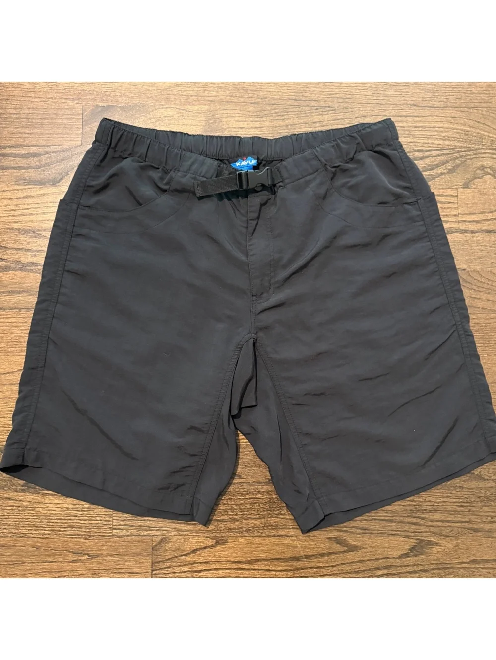 KAVU Big Eddy Men's Black Shorts Size Medium